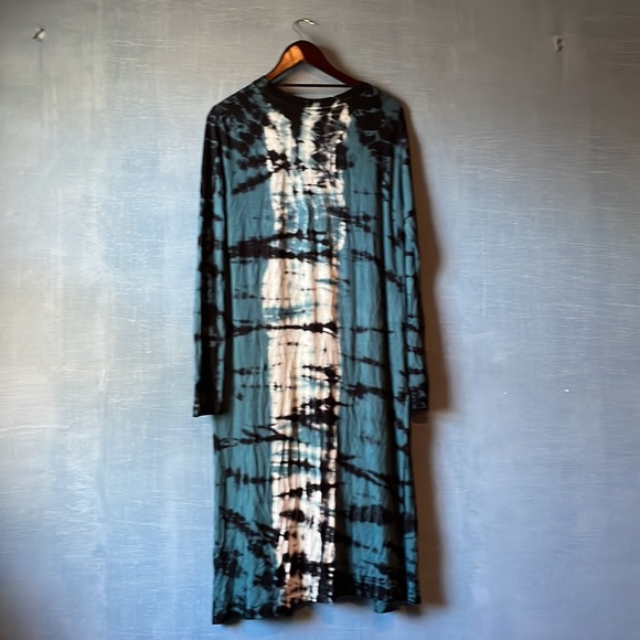 Fun long sleeve cardigan - Picture 2 of 4